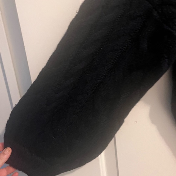 Navy Cable Knit Sweater - Picture 4 of 4